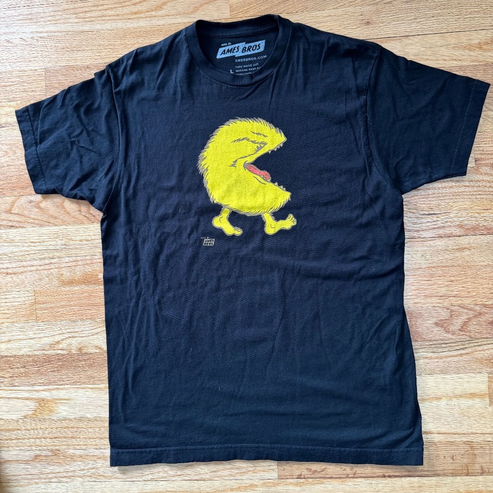 Ames Bros Furry PacMan T-Shirt Size Large